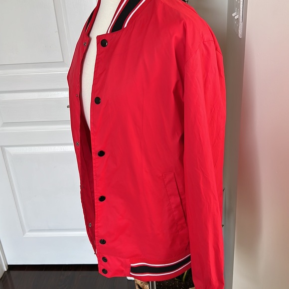 Starter Red Button Up Bomber Jacket with Stripe Sleeves, Waistband and Neck Sz M - Picture 4 of 10